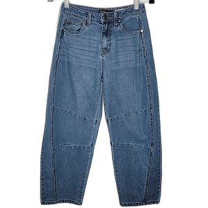 BCBG Barrel Leg Jeans Women's 0/24 Medium Wash Mid Rise Blue Denim Loose Leg